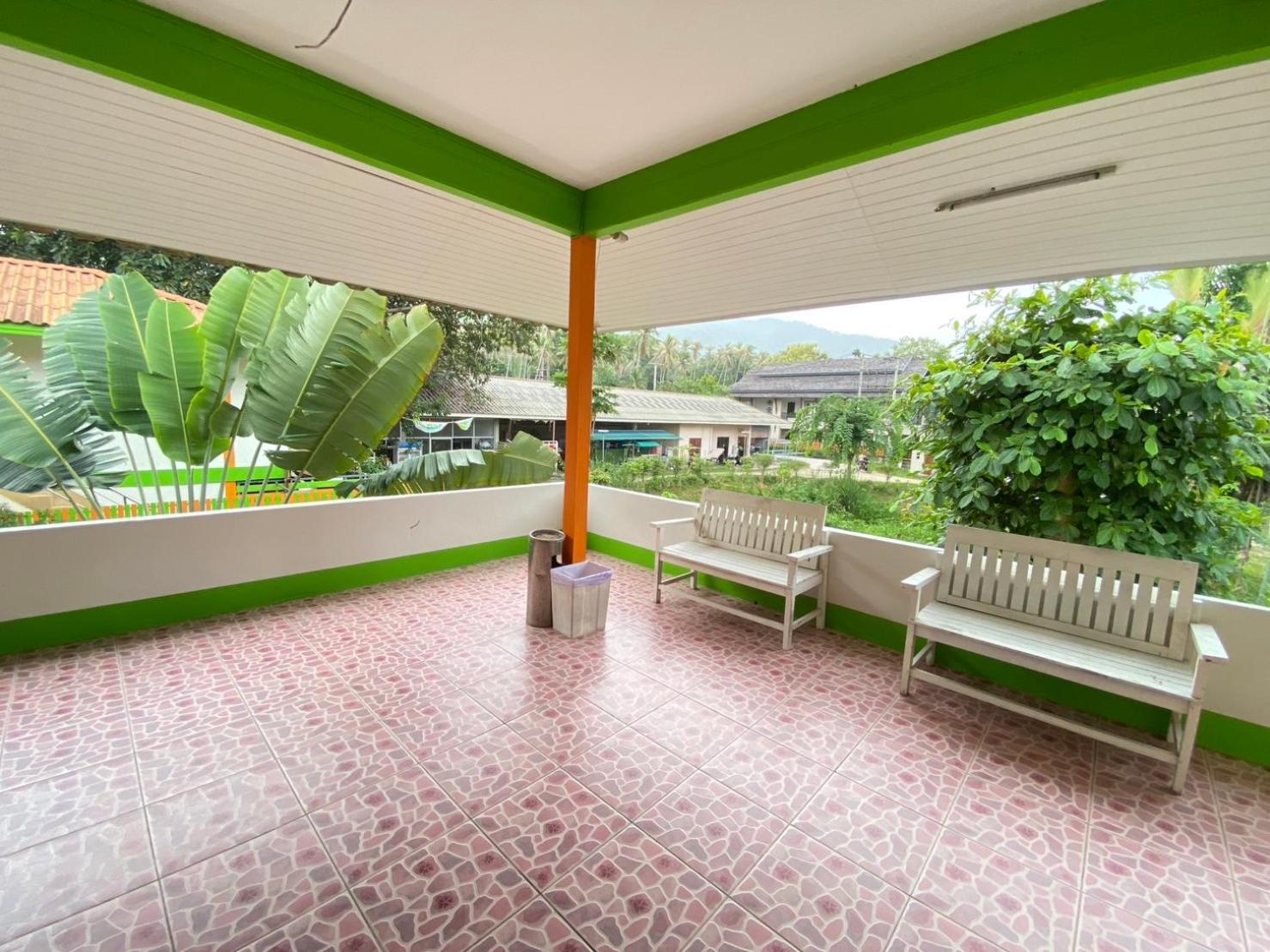 Lotus Hostel Beach 코타오 외부 사진