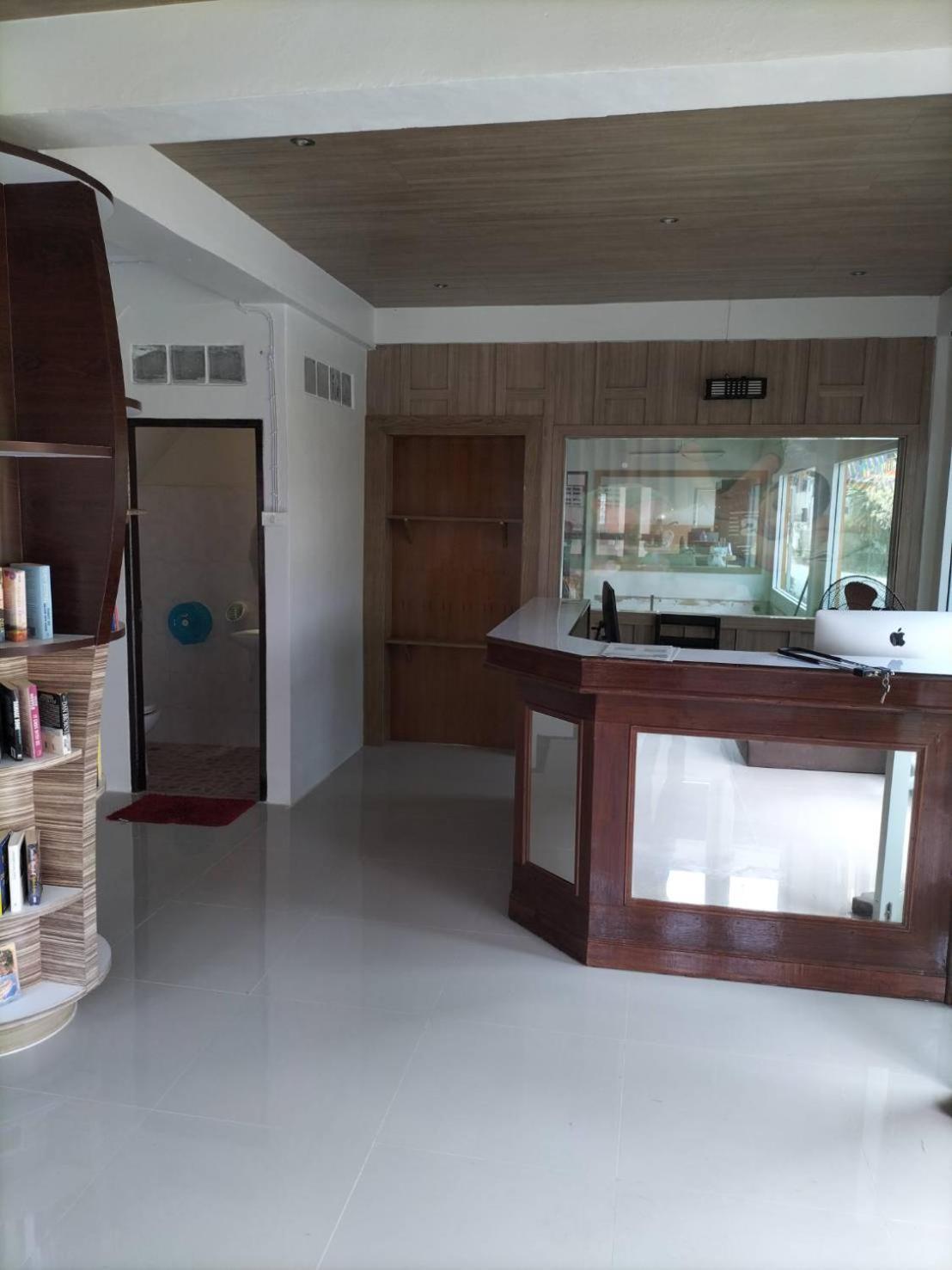 Lotus Hostel Beach 코타오 외부 사진