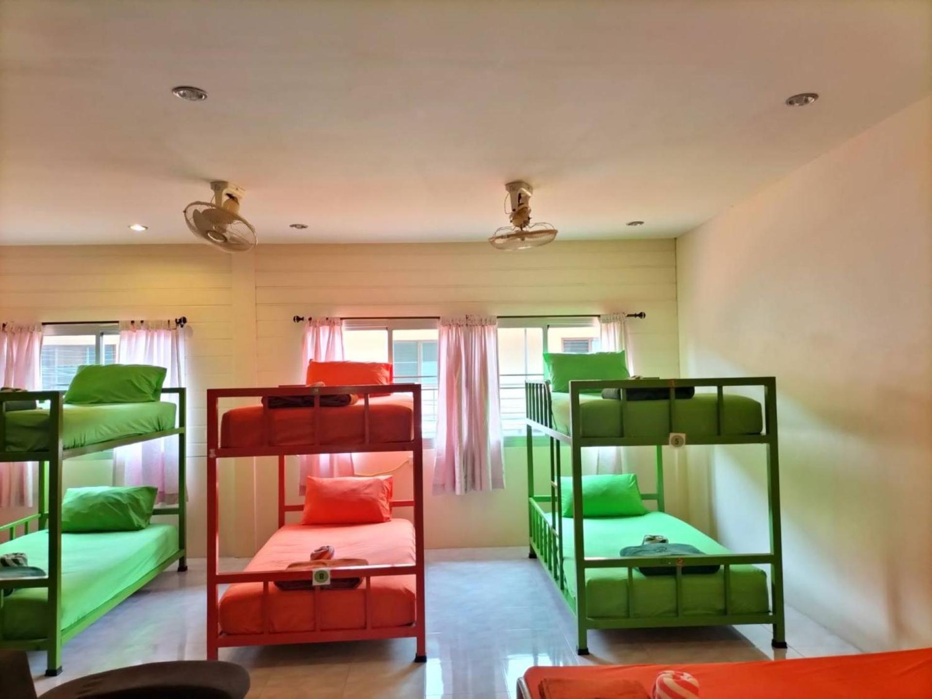 Lotus Hostel Beach 코타오 외부 사진
